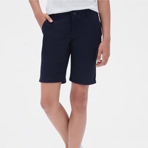 Gap Navy Bermuda’s School Size 10